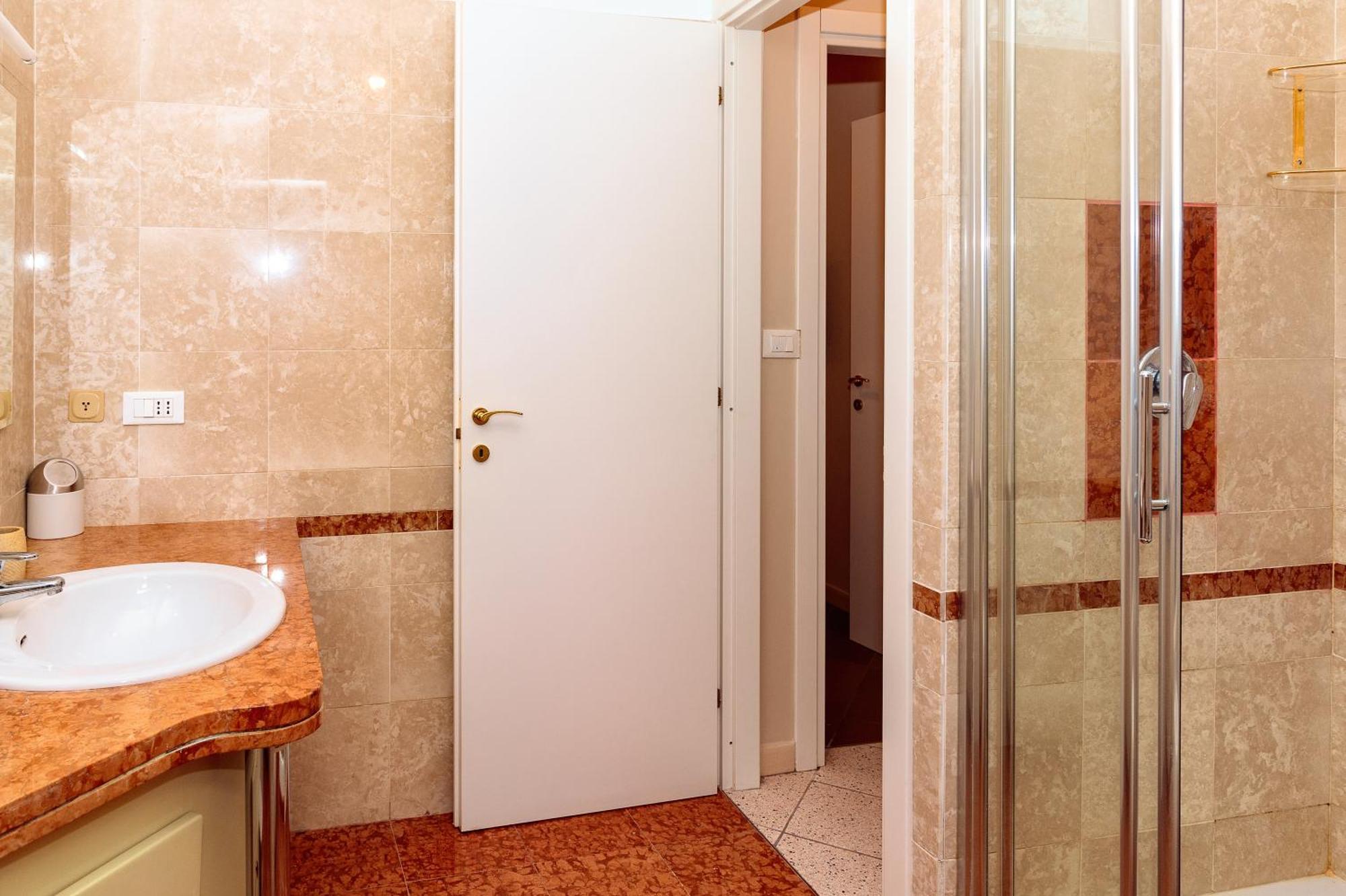 Saint Charles Apartment ボローニャ エクステリア 写真